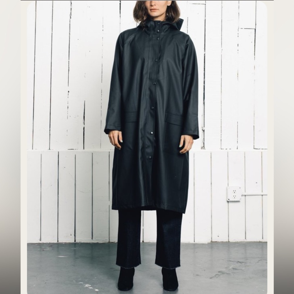 Samuji Reign Coat